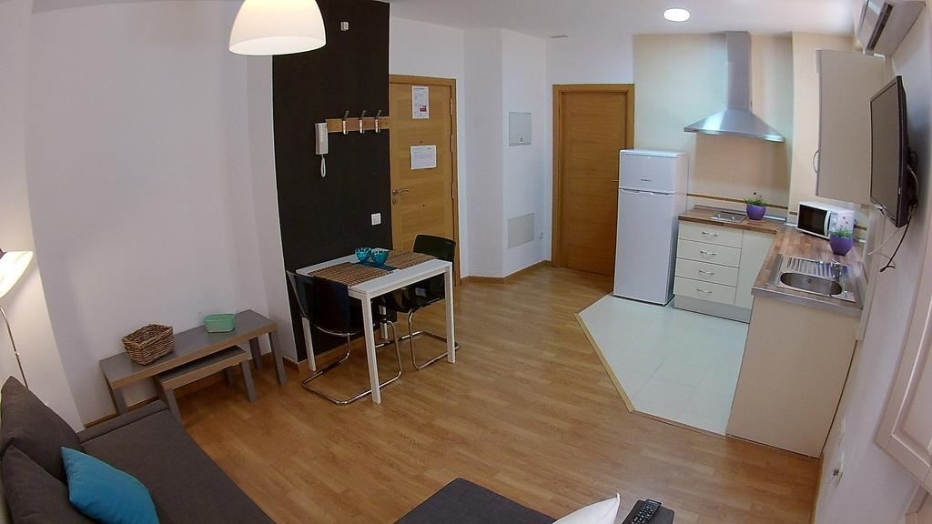 Mitjana Plaza Leilighet Málaga Eksteriør bilde